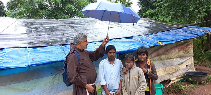 Support for formation